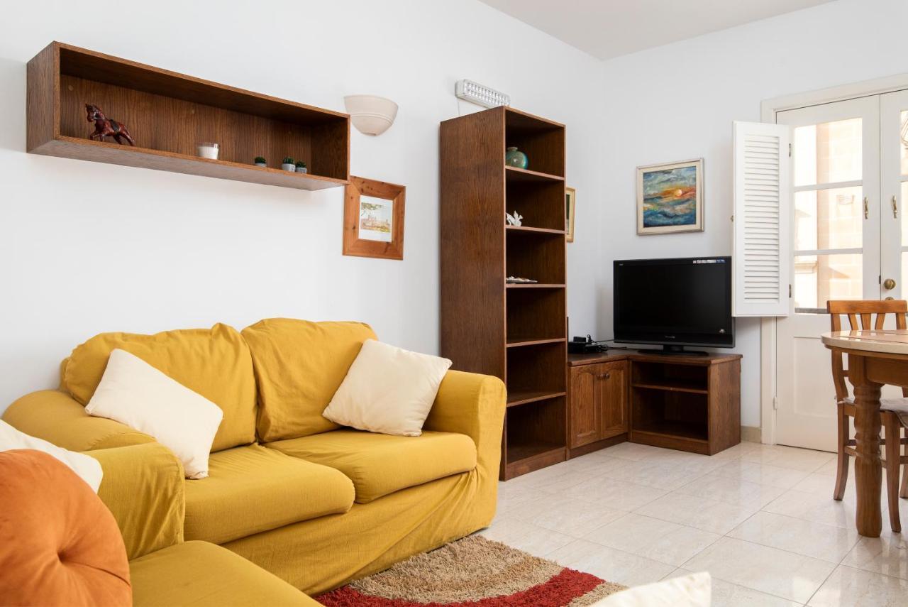 Modern 2Br Apartment Close To Sea, In The Heart Of Sliema Exterior foto